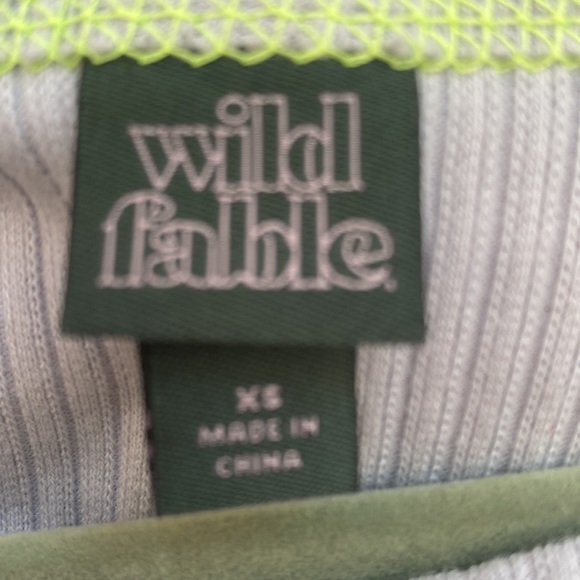 Wilde Fable Long sleeve tee. - Picture 4 of 4